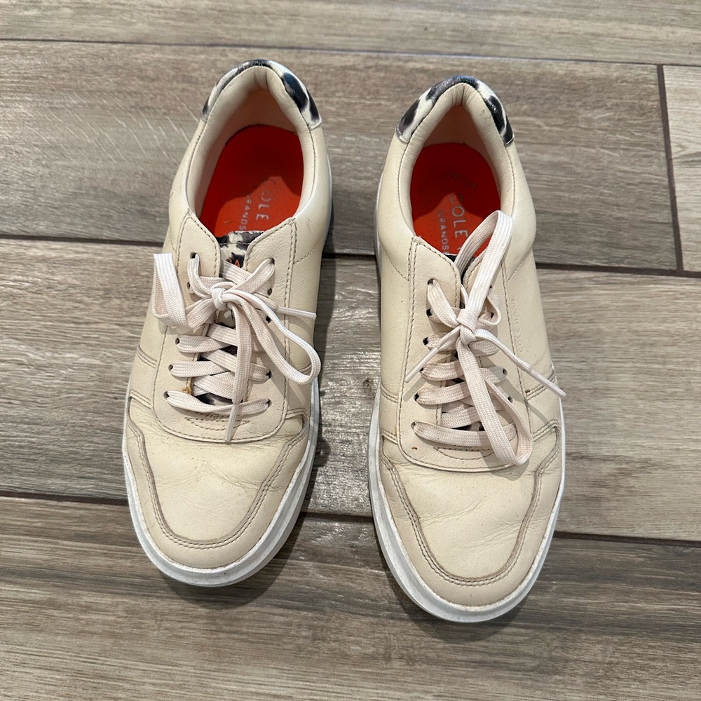 Women’s Cole Han golf shoes
